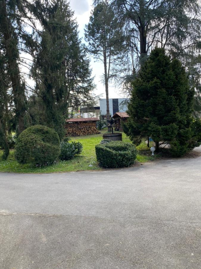 Le Clos De Mon Pere Le Pont-de-Beauvoisin ภายนอก รูปภาพ